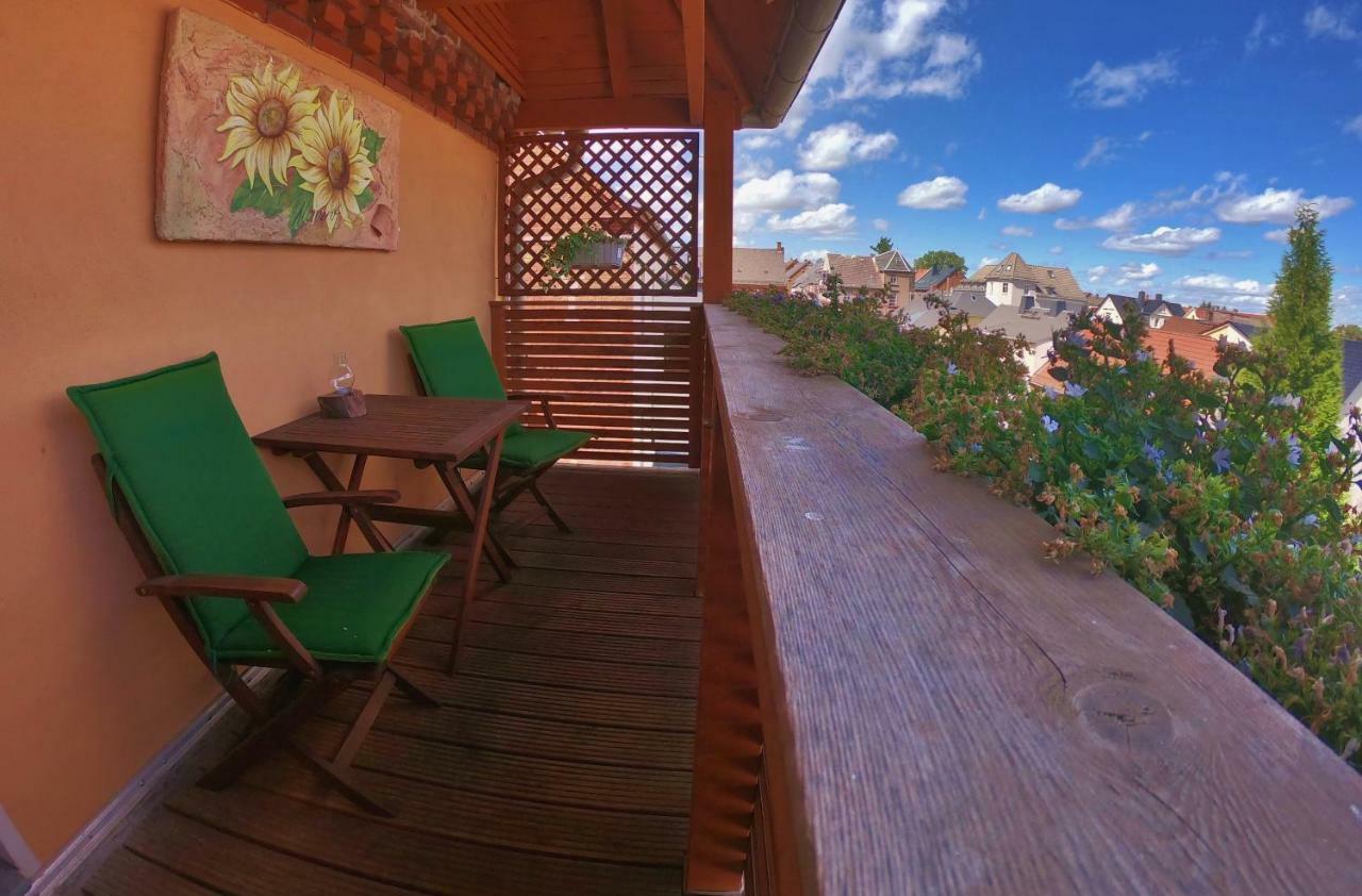 Purer Luxus In Zwickau Planitz - Exklusive Ferienwohnung Fuer Bis Zu 10 Personen! Bagian luar foto